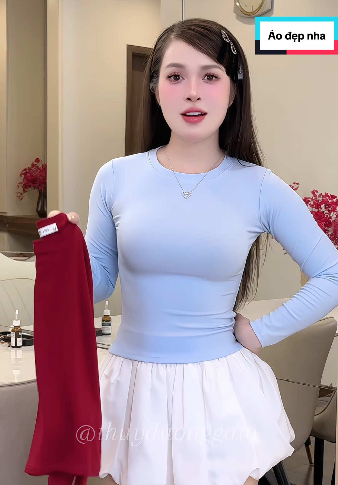 Áo này không xinh áo nào xinhh #duongoi #thoitranghottrend #aothundaitay #aothunbody #aothuncotron 