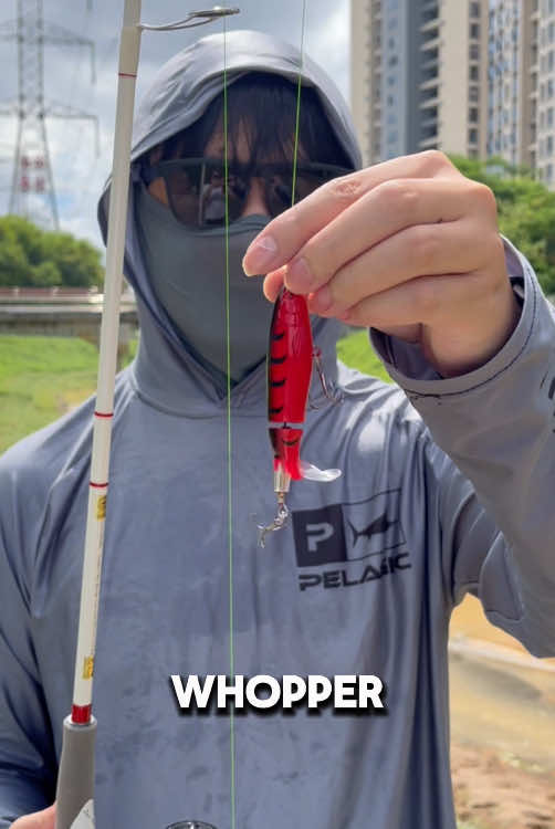 The way this thing moves is illegal 💀#kingfishinghub #lure #Outdoors #fishing #freeshipping 