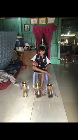 ក្រុមបាលទាត់ដំឡូងមី