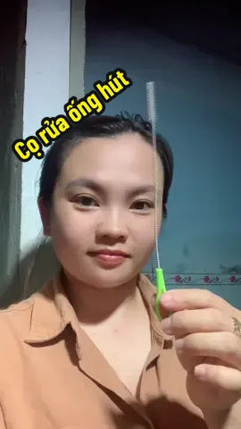 Nhớ Cọ rửa ống hút bình nước cho bé để bảo vệ sức khỏe nha mấy bà #tiemnhatrang #caycoruaonghut #dungcuruaonghut #xuhuong  @Tiệm nhà Trang  @Tiệm nhà Trang  @Tiệm nhà Trang @Mẹ đậu đỏ 