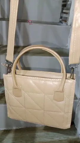 Tas Selempang Lolita 👍🤗#trending #fyp #taswanitamurah #taswanita #tasmurah 