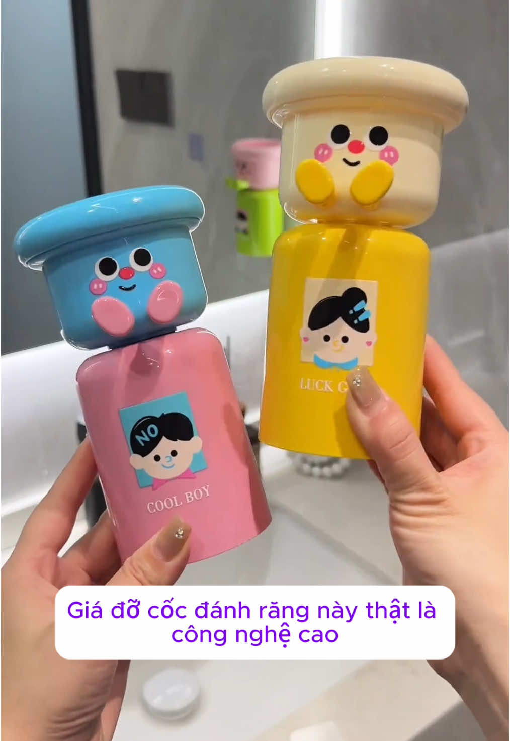 Cốc xinh iu cho bé các mom tham khảo nhé