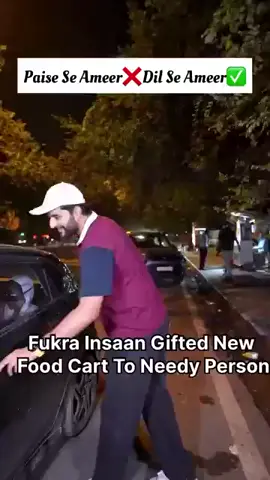 Fukrainsaan Gifted New Food Cart To Needy Person🤗#fukrainsaan #triggeredinsaan #abhishekmalhan.##💯💯💯 