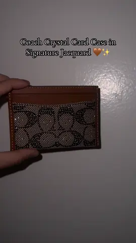 Absolutely stunning in person, another baby to add to the collection!😍 #coachcrystaljacquard #coachhaul #coachcardcase 