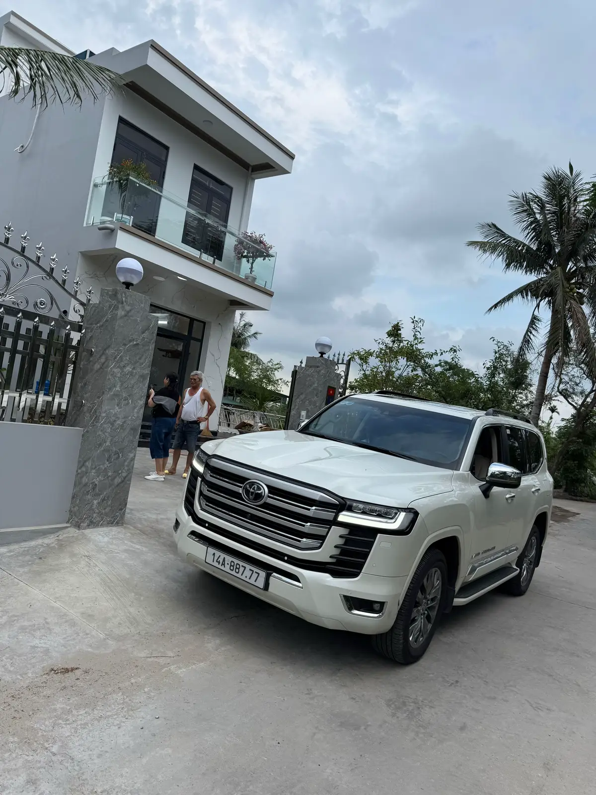 Về thăm bố của chủ tịch