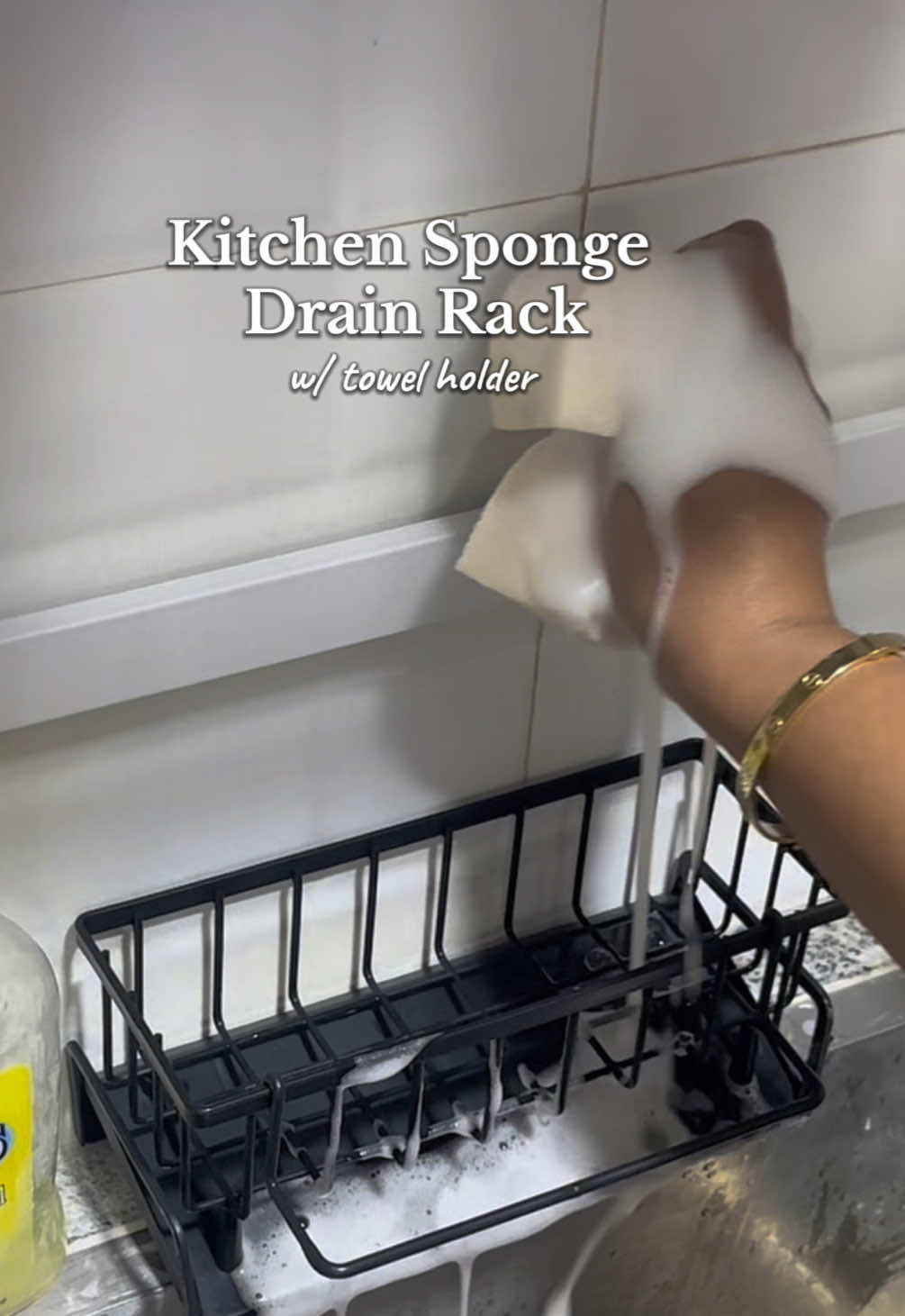 Hindi na mamamaho yung mga sponge! Kitchen Sponge Drain Rack! 💯 #kitchenstorage #spongedrainer #spongestorage #spongedrainerrackwithtowelholder #kitchenrack 