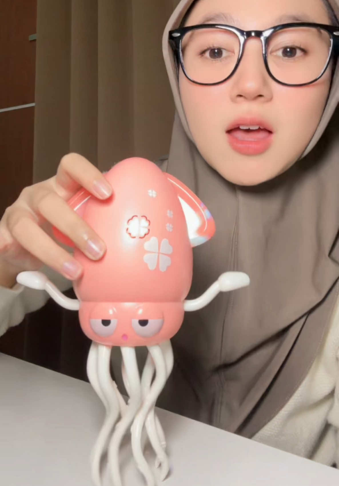 enakk bener dia jogetnya🤙🏻