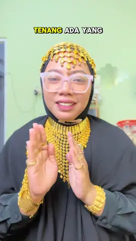 LIHAT AKU !!!!