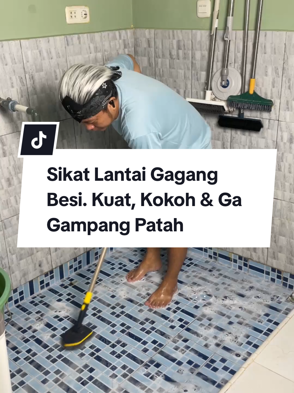 Rekomendasi sikat kamar mandi & toilet gagang besi. Kokoh dan awet sampe bertahun-tahun. #sikatkamarmandi #sikatlantai #sikatwc #boomjoy #tiktokshopindonesia 