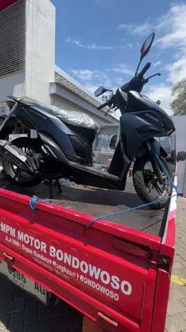 🚨 Ready Stock Alert! Honda Vario 125 CBS ISS langsung siap kirim ke area Jambesari ✨ Cukup DP mulai 3 jutaan aja, motor sporty & irit ini bisa jadi milikmu! 🔥 📌 Stok terbatas, siapa cepat dia dapat! 📲 Hubungi Mas Munir MPM Motor Bondowoso sekarang 👉 082302459845 #vario125 #hondampm #readystock #bondowoso #capcut 