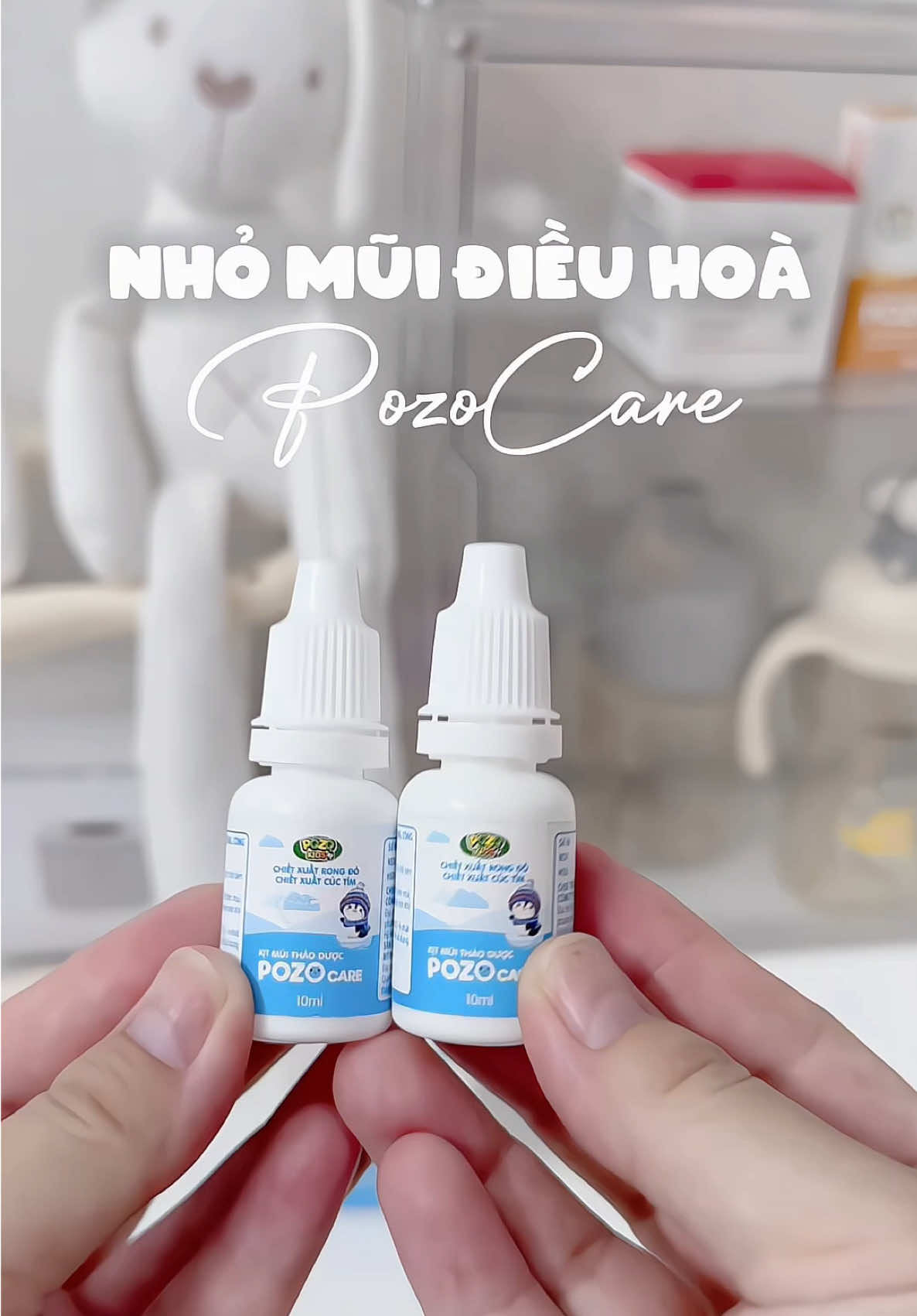 Nhỏ mũi điều hoà Pozo nên có trong tủ thuốc gia đình dùng khi con nằm điều hoà và khi thời tiết chuyển hanh khô quá hợp lý luôn mấy mẹ đã thử chưa ạ #mengotho #momlife #nhomuidieuhoa #pozo 