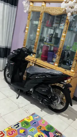 Kalo udh full hitam artinya apa☺️#vario125 #vavarioan #ring17style #foryoupage #fyp 