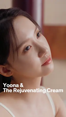 “Even when I skip a few days, results last. * That’s the power of rejuvenating care.” Discover the incredible rejuvenating power  experienced by Sulwhasoo’s global ambassador, Lim Yoona.  Experience the look of firm skin filled with resilience,  through Sulwhasoo Concentrated Ginseng Rejuvenating Cream. *Clinical Testing Results, Test Period: Oct.14~Dec.2, 2024, Subjects: Age 35-55, 33 women #Sulwhasoo #ConcentratedGinsengRejuvenatingCream #YOONA #LIMYOONA #SkinLongevity  