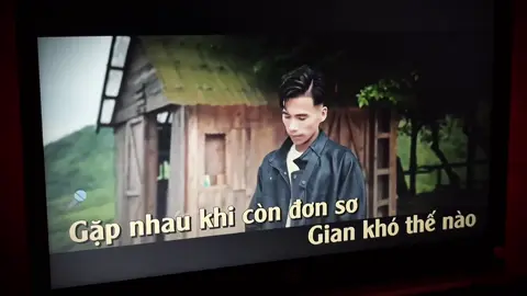 Gặp nhau khi còn đơn sơ gian khó thế nào một thương hai chờ 🎶🎶 #cominhvata #nguyenvi #cover #vituong #nhachaymoingay 