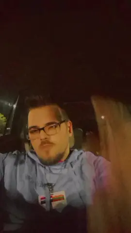 what am I doing lol 😭😆 #boredom #lunchboxideas #imoverit work that is... wanna be 🏠 in my 🛏️.... #mehh #thismademelaugh 