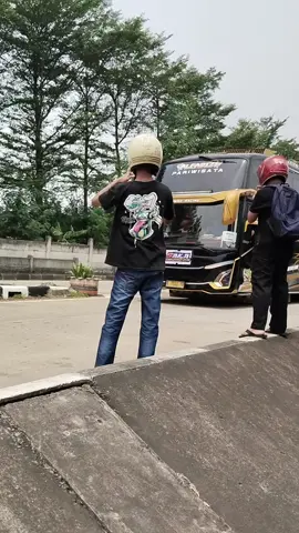 candu monolog😖🤤🤤 @Official Aka Alfarizi_Latansa @AKA_WISATA_GANK @AKA WISATA @Fakih_alpatah #busmania #akawisataalfarizi #basuri24not #tripbusmania #lewatberanda 