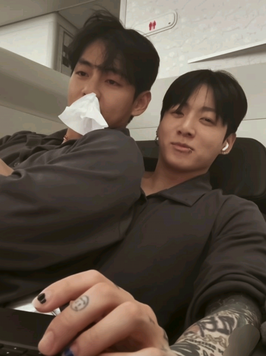 taekook forever 🙃❤️ #taekook #vkook #kookv #jungkook #taehyung  @AbjkMRstY 