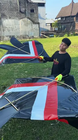 Cotek waru kembar adik kakak