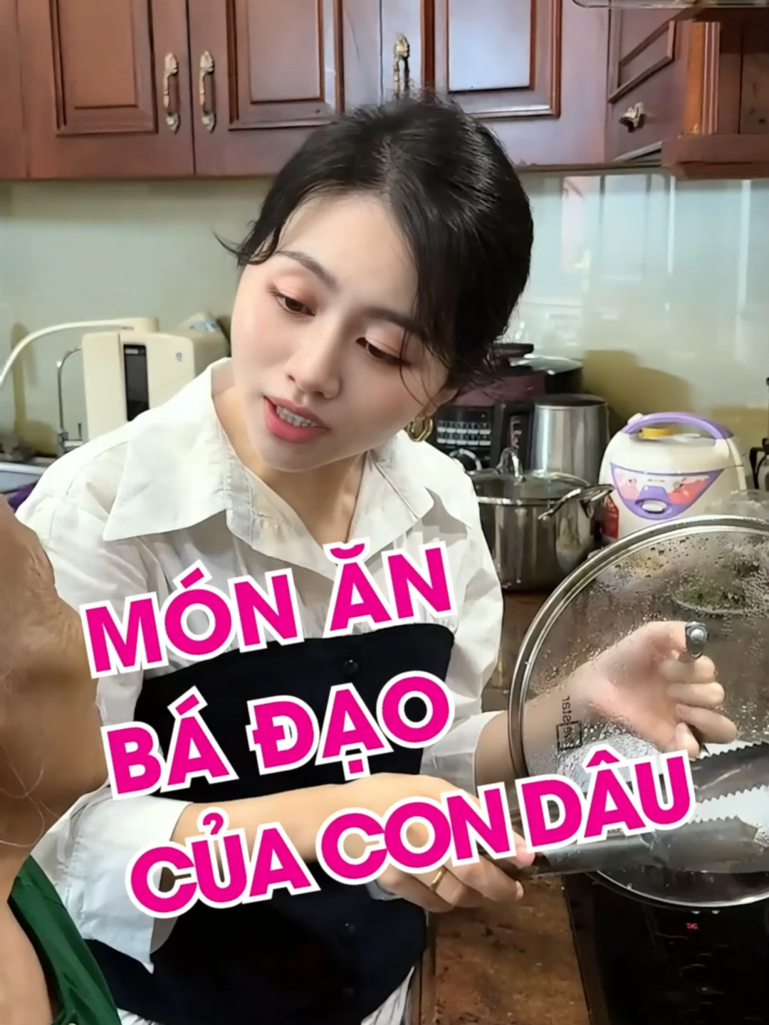 Khi con dâu Mailisa trổ tài vào bếp… phải nói là sáng tạo chất ngất 😅. Chắc chỉ có con dâu mẹ mới nghĩ ra được món ăn 