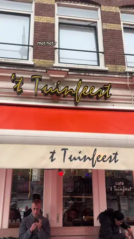 Restaurant tip in Amsterdam ‘t tuinfeest op de Nieuwmarkt @nieuwmarktladies @eatsandouts  #ttuinfeest #nieuwmarktladies #amsterdam #nieuwmarkt #eetcafeamsterdam 