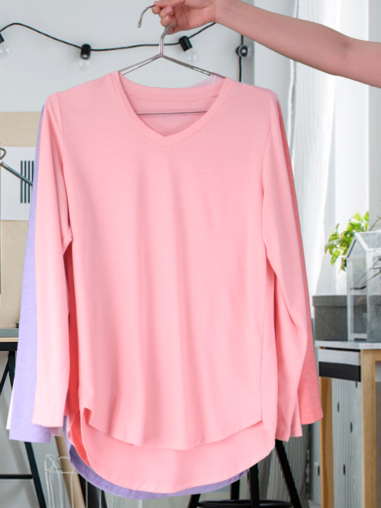 This 4-pack is my weekend uniform now 😍#softwear #tshirt #vnecktshirt #longtshirt #longsleeve #budgetfriendly