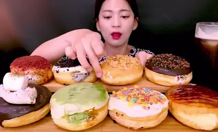 Mukbang asmr cream bread desserts #asmr #mukbang #viral #bread #dessert 