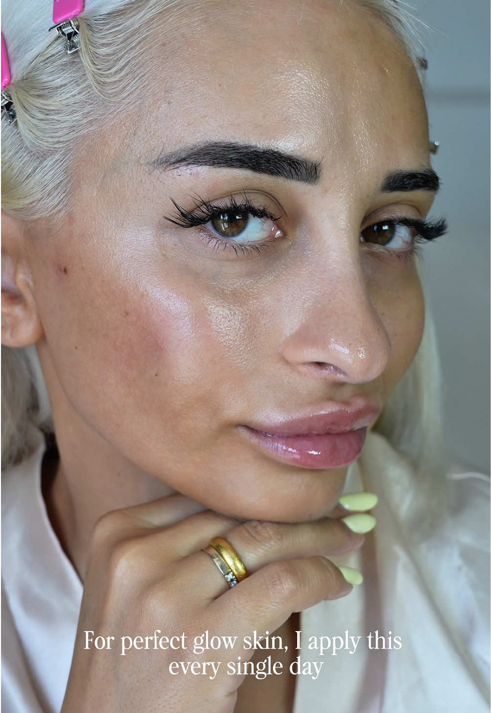 Little bottle, Big glow🌟 @FRANKLY GLOBAL  #franklypdrnbounceballserum #franklypdrn #salmonpdrn #glowskin 