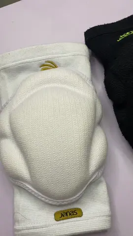 Perbandingan kneepad jonas elite x3 dan jonas v2 classic! kalian lebih lebih suka yang mana guys? buruan order sekarang! #kneepads #kneepadjonas #kneepadjonaselitex3 #kneepadjonasv2classic #jonas 