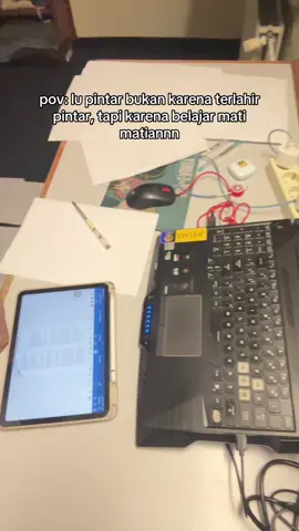 sampai bisa kuliah post master dan lulus S2 dengan ipk sempurna aja itu bukan karena aku terlahir pintar, tapi karena tiap hari bljr😭, tapi bangga pernah suatu momen mengalahkan anak yg terlahir pintar dengan usaha kerja kerasku 😭#fyp 