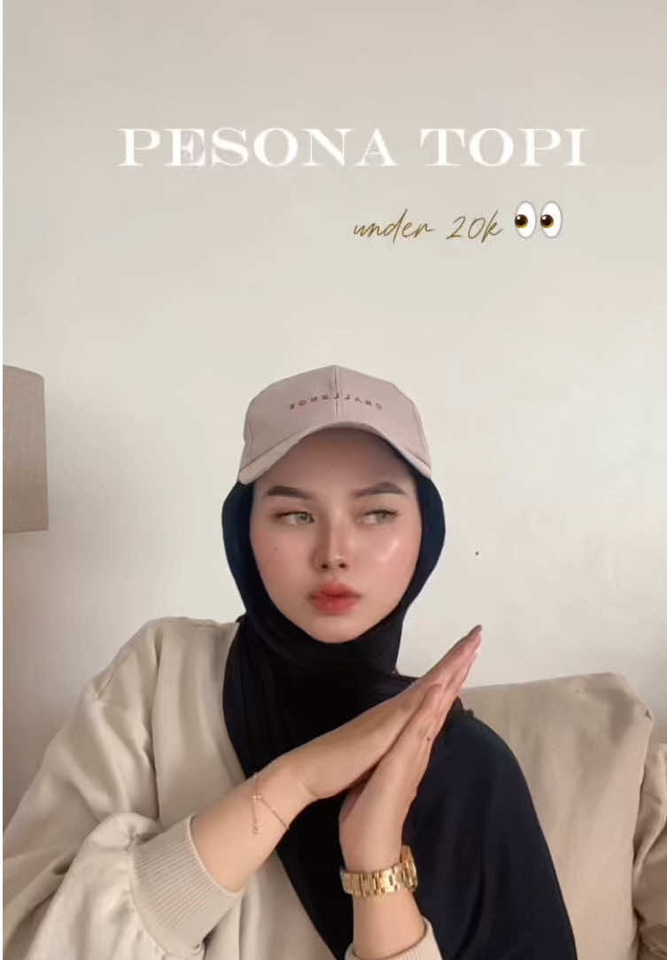 kaya beli seblak beli ga sih 🥹🫵🏻 #topi #topiwanita #OOTD #outfitinspo 