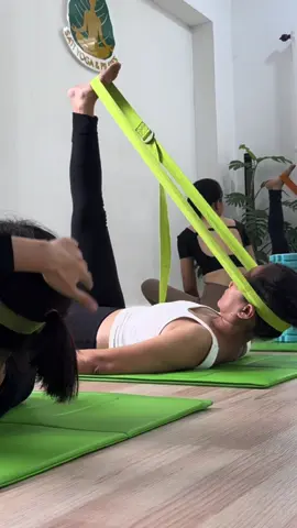 #yogaquan8, #yogabinhdong, #yogacoban, #yogabau, #xuhuong
