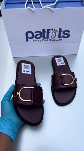 Female slippers made with so much love❤️🔥 #handmadeslippers #trendingslippers #handmadeslides #footwear #giftideasforher 