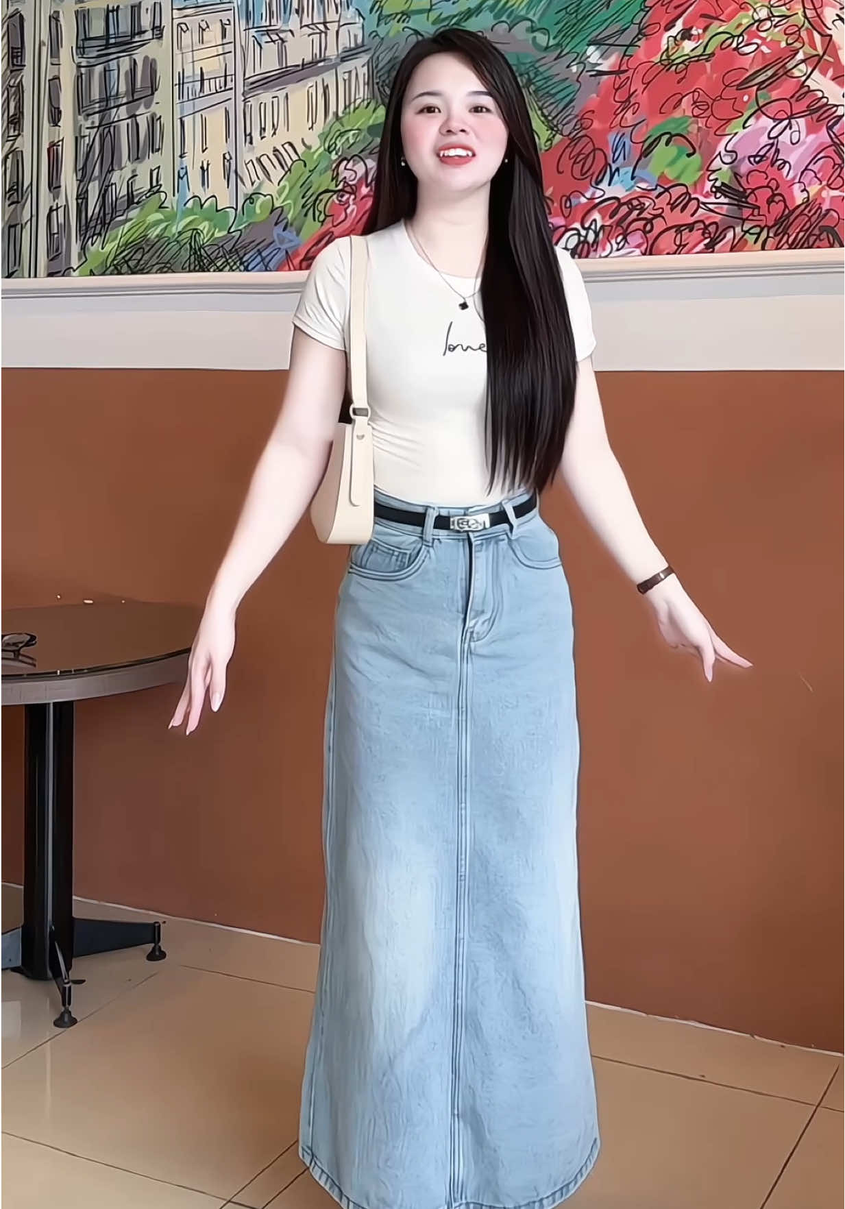 Em chân váy che mọi khuyết điểm chị em đây r, còn trẻ nữa #vaydangdai #chanvaybo #anhkhenh97 