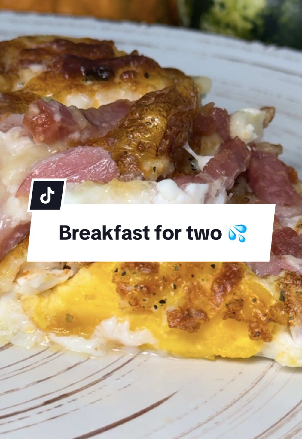 ✨ Quick breakfast for two with ingredients you always have at home ✨ Support me with a comment ☺️ #ConSantanderConecto #airfryerfrau #egg #omelette #breakfastideas 