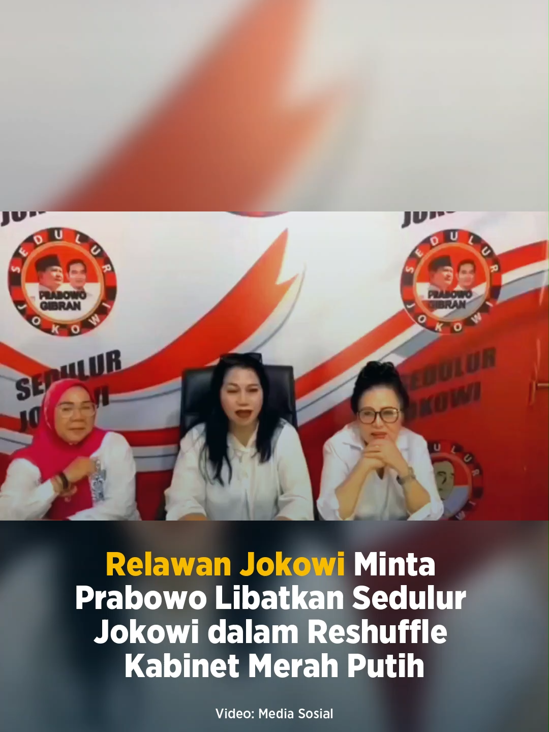 Dinamika politik nasional kembali memanas seiring wacana reshuffle Kabinet Merah Putih di era pemerintahan Presiden Prabowo Subianto. Di tengah isu tersebut, relawan Jokowi yang tergabung dalam Sedulur Jokowi menyuarakan aspirasi agar para relawan ikut dipertimbangkan masuk dalam jajaran kabinet. Dalam sebuah viral unggahan video yang beredar di media sosial, sejumlah srikandi Sedulur Jokowi menyampaikan permohonan langsung kepada Presiden Prabowo. . #srikandisedulurjokowi#prabowo#kabinetmerahputih#beritaviral