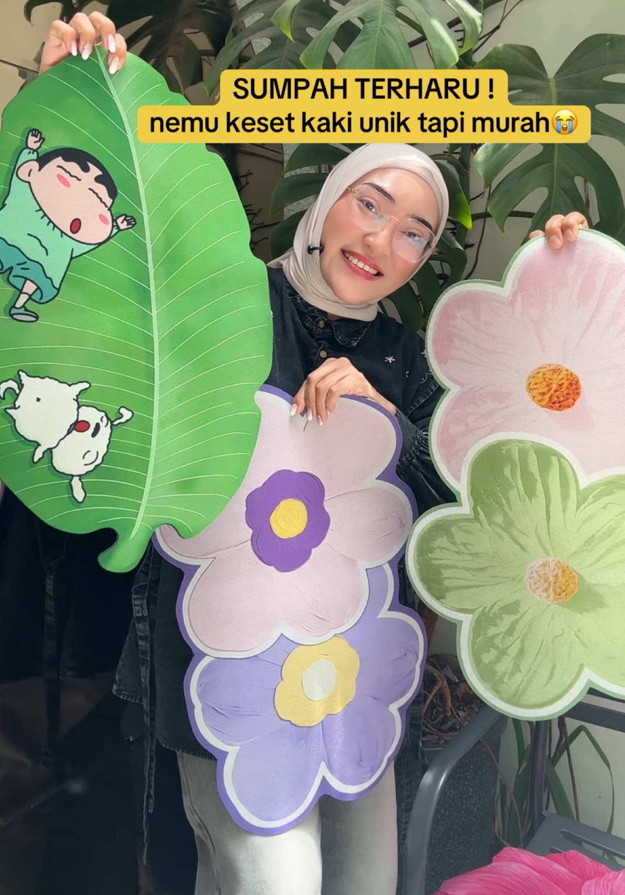 Baru lihat keset kaki sekeren ini? 😍 Desainnya cantik & unik-unik, bikin pintu rumah langsung estetik ✨ fungsional plus stylish!”. . #kesetkaki #kesetkamarmandi #gajiansale #promoguncang99 #modalkontendoang 