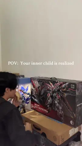 Pov kalo dulu ditanya cita cita nya apa dengan lantang,inner child ini bilang “PERANCANG ROBUT BUK” #foryoupage #fyp #gundam #modelkit #gunpla 