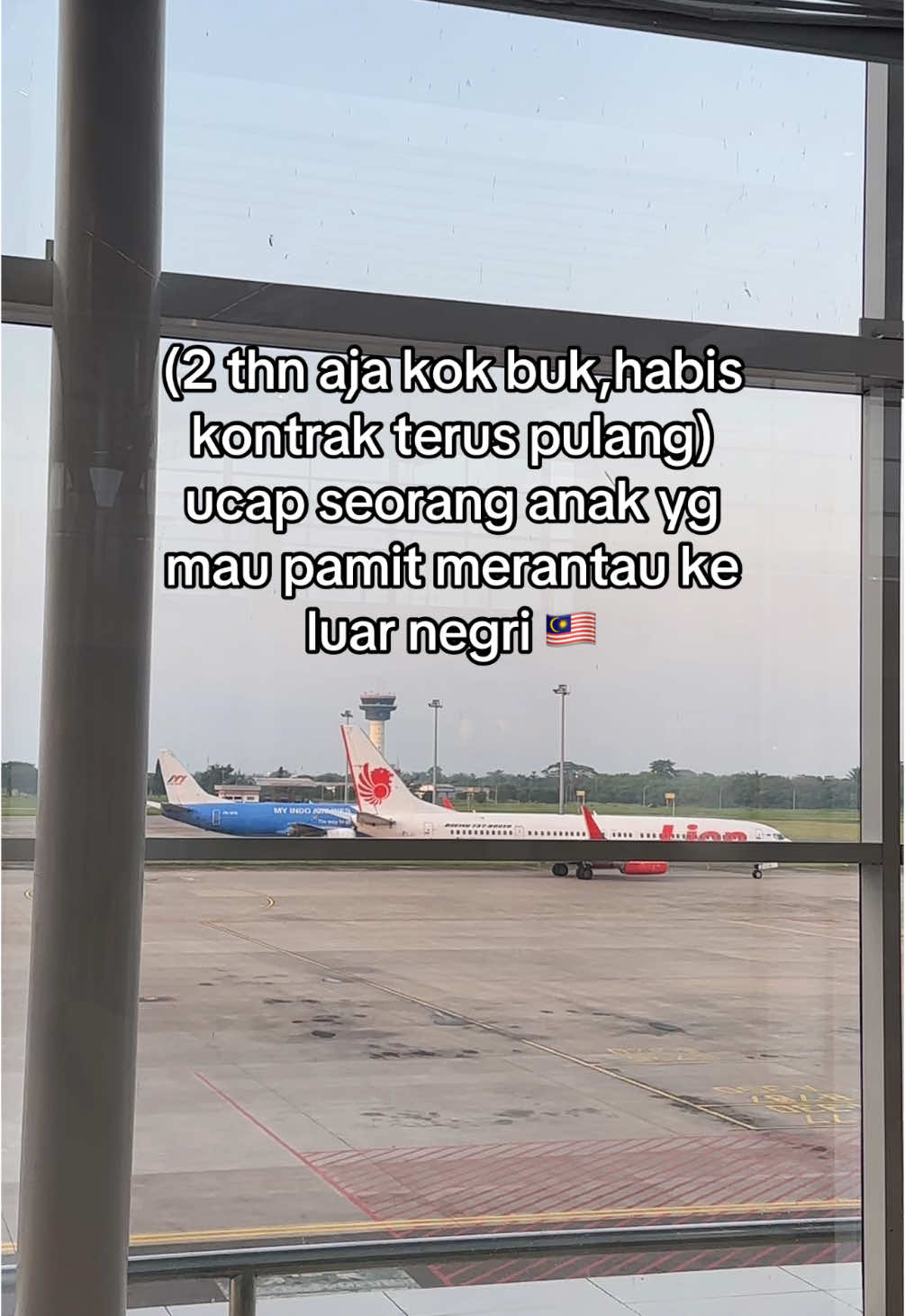 gajadi balek buk malaysia terlalu syahdu 🥹 #tkimalaysia🇲🇾🇮🇩  #fyp #fypシ 