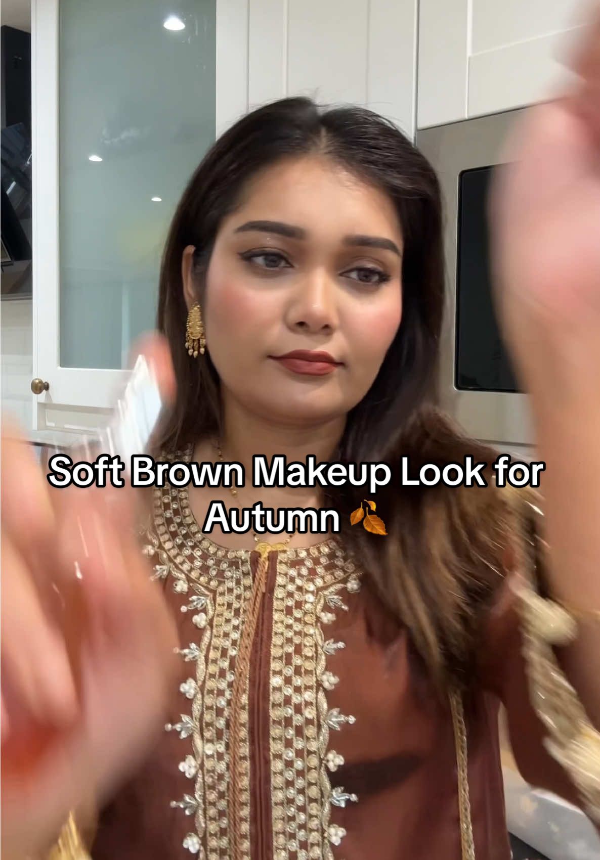 Soft Brown Makeup Look for Autumn 🍂 #nesathkhusbuvlogs #makeuptutorial #autumnmakeup #fallmakeup #brownmakeuplook 