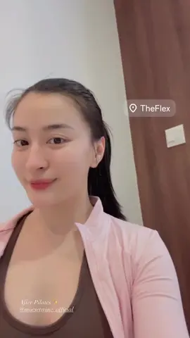 #wutthmoneshweyi #models #model #actor #actores 