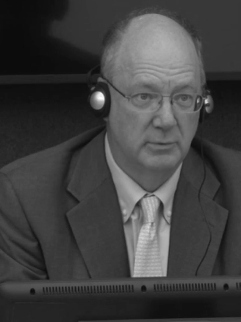 Dëshmitari i dytë në Hagë, Paull Williams, ka folur për marrëdhëniet e ish-kryeministrit në ekzil Bujar Bukoshi me UÇK-në. Sipas tij, Bukoshi hezitonte ta ndihmonte financiarisht Ushtrinë Çlirimtare të Kosovës.