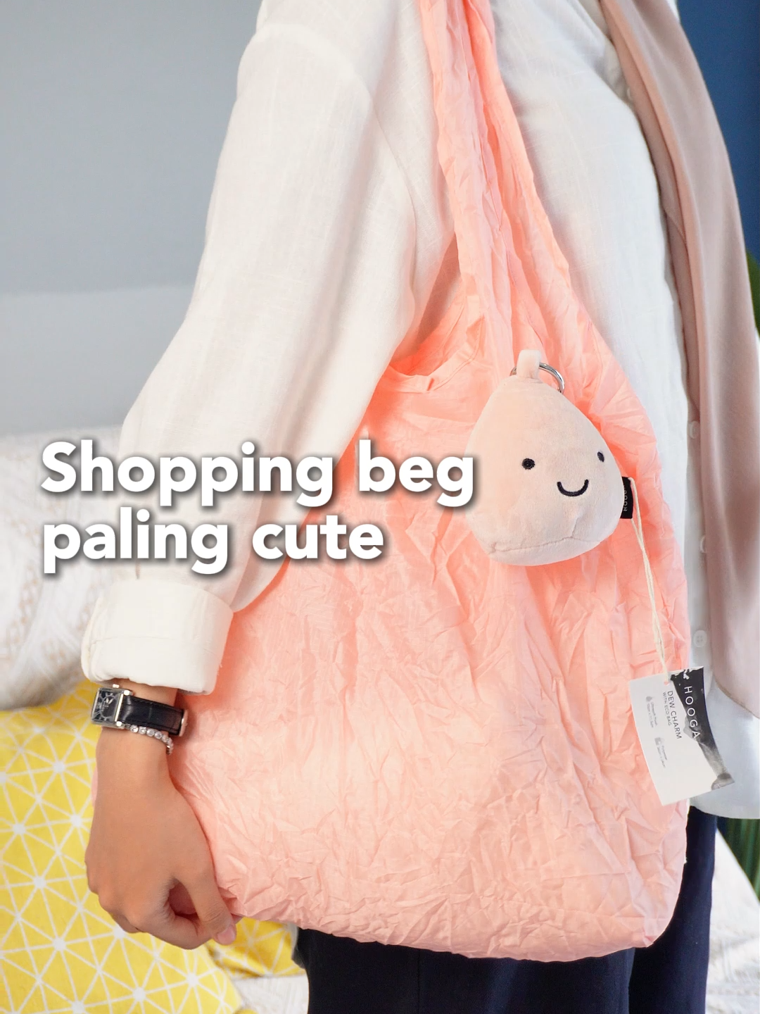 Shopping beg paling cute dari HOOGA 🛍️💛 Unboxing time – bukan saja comel, tapi praktikal. Senang nak bawa shopping atau jadikan hiasan gantung. #HOOGA #HoogaMY #CharmBag #ShoppingBagCute #HomeAesthetic #TikTokMadeMeBuyIt