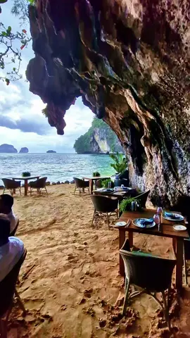 You’ll never believe this lunch spot — the Grotto at Phra Nang, Railay. Lunch under limestone cliffs, sea views, and total calm. Want the exact spot? Tap ❤️ and I’ll drop the long-tail boat details in the comments. #railaybeach #krabi #phranangbeach #thailand #paradise