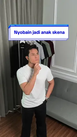 Kunci nya biar kelihatan skena sih pake outfit ini 😎 #Irving #jaketpria #outfitskena #skena #jaketcowok 