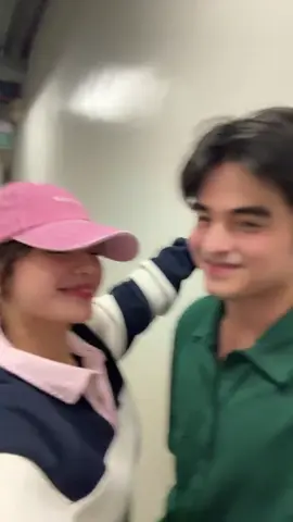 LAYAG NA LAYAG! 🥰  Grabe naman kayo magpakilig, Will at Bianca! Ang gaganda ng mga ngiti nila ihhhh 😂 😍  📹 willxashley on Tiktok