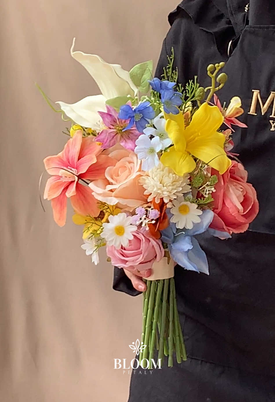 Pretty Thumbelina💗✨ #bouquetsurabaya #floristsoftiktok #fyp #weddingbouquet #bouquet 