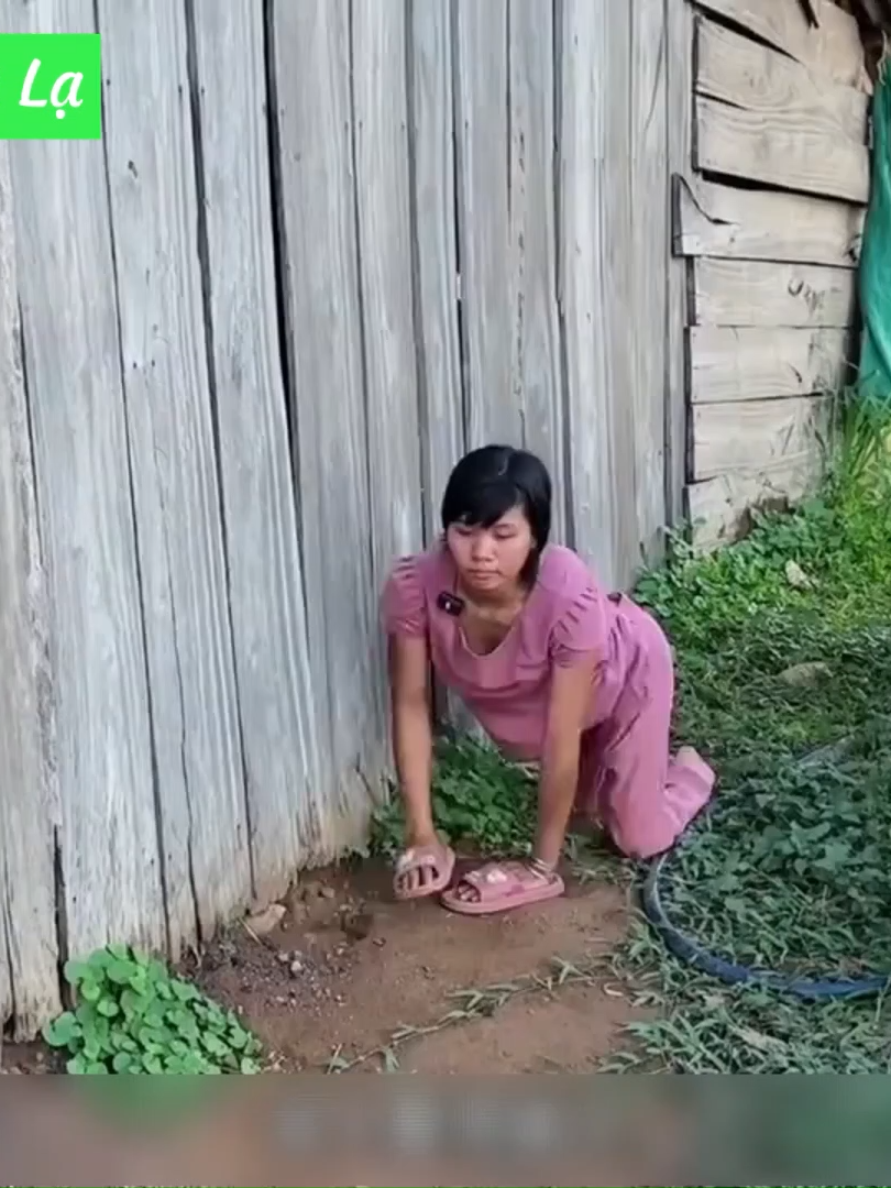 Phong Tục Kì Lạ: Người Vợ Phải Bị Chồng Đánh Gãy Chân Mới Được Cưới Về Nhà!!#thegioikilatv #docla