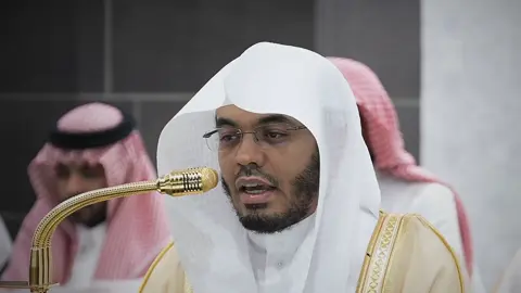 فجرية خاشعة 😔🤍.  #ياسر_الدوسري  #قران_كريم  #الحرم_المكي  #قران  #islam 