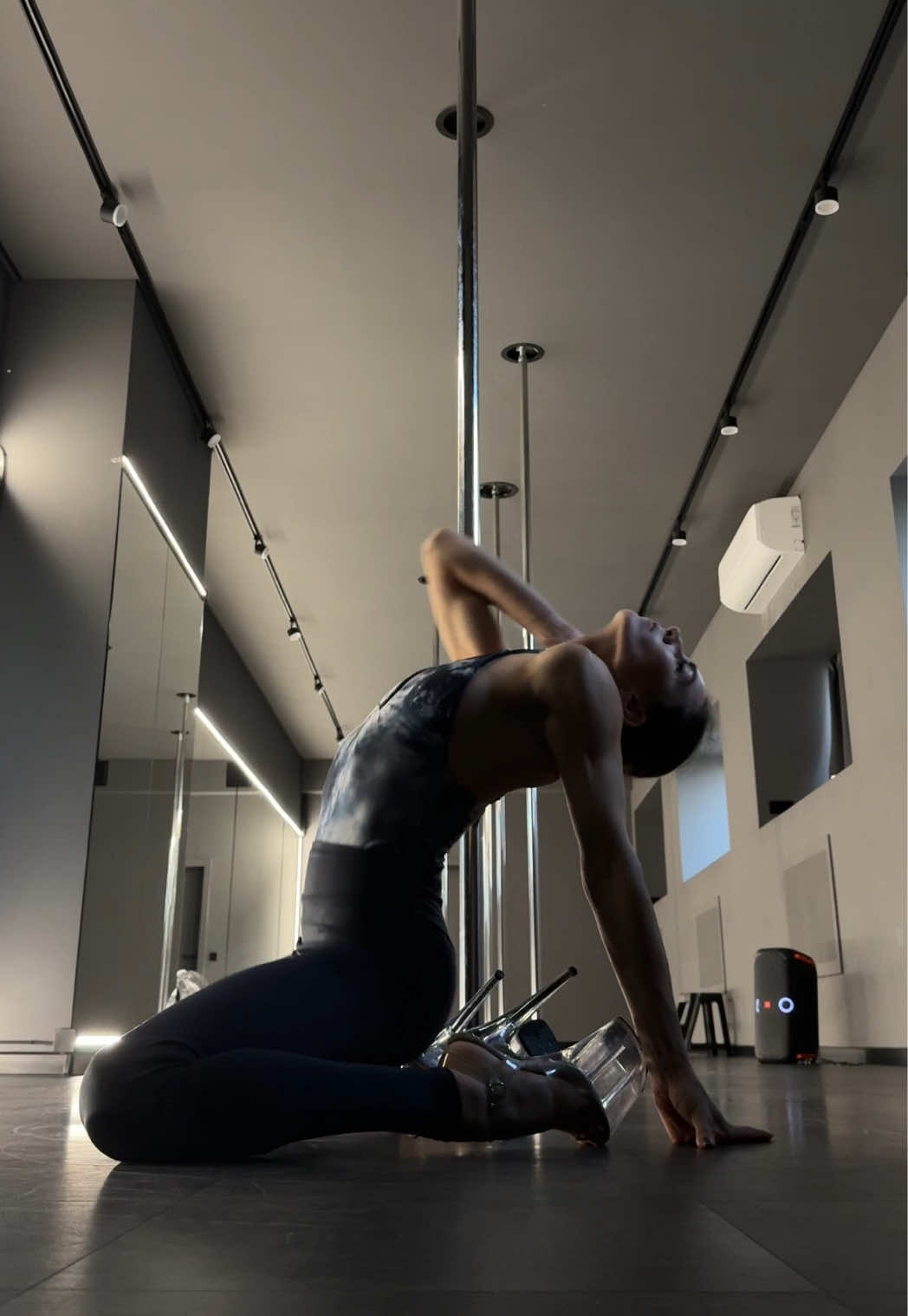 Choreo by me 🤍 #exoticflow #exoticpoledance #exoticchoreo #choreography #polechoreography 