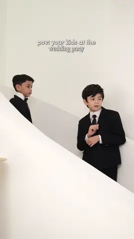 kondangan kalo pake set ini auto bikin pangling! ganteng banget gak sih moms 🥹 #ootdanakcowok #setelananak #fyp #bajuanak #bajuformal 